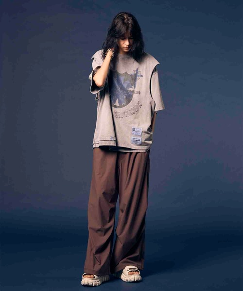 MAISON SPECIAL(メゾンスペシャル)の「【Hypnose Association for MAISON SPECIAL】「Crest」Prime-Over Crew Neck Layering T-Shirt/プライムオーバークルーネックレイヤリングTシャツ【MAISON SPECIAL/メゾンスペシャル】(Tシャツ/カットソー・メンズ・ブラック/ライトグレー・2/1)」の6枚目の写真