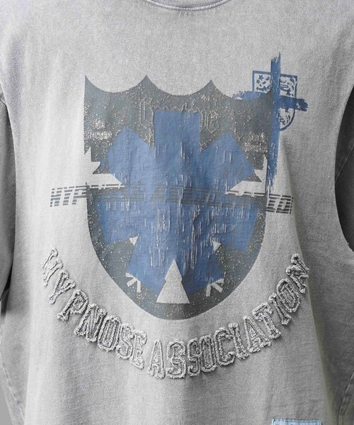 MAISON SPECIAL(メゾンスペシャル)の「【Hypnose Association for MAISON SPECIAL】「Crest」Prime-Over Crew Neck Layering T-Shirt/プライムオーバークルーネックレイヤリングTシャツ【MAISON SPECIAL/メゾンスペシャル】(Tシャツ/カットソー・メンズ・ブラック/ライトグレー・2/1)」の11枚目の写真