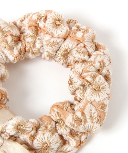 GLOBAL WORK(グローバルワーク)の「刺繍リボンヘアゴム/570914(ヘアゴム・レディース・ホワイト/ブラック・FREE)」の6枚目の写真