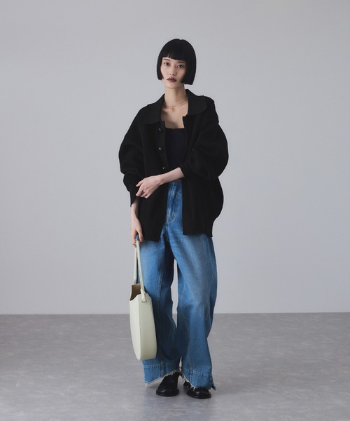 ADAM ET ROPE'（アダムエロペ）の「【サステナブル】ポロニットリラックスカーディガン（カーディガン/ボレロ・レディース・ラベンダー/キナリ/ブラック・FREE）」の5枚目の写真