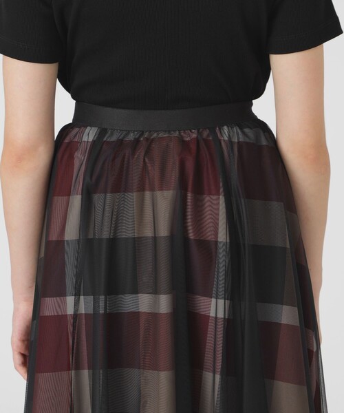 BLUE LABEL CRESTBRIDGE（ブルーレーベルクレストブリッジ）の「クレストブリッジチェックライトクロッシングチュールスカート（スカート・レディース・レッド/ベージュ系その他・36/38）」の7枚目の写真