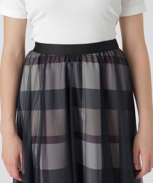 BLUE LABEL CRESTBRIDGE（ブルーレーベルクレストブリッジ）の「クレストブリッジチェックライトクロッシングチュールスカート（スカート・レディース・レッド/ベージュ系その他・36/38）」の12枚目の写真