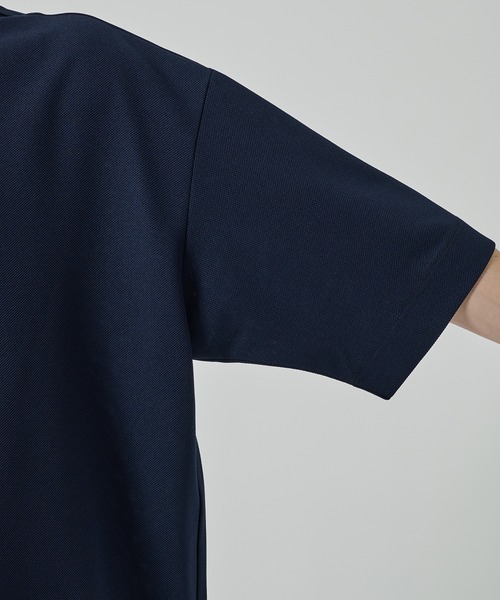 STUDIOUS（ステュディオス）の「TECHNOCLEAN リラックスポロシャツ（ポロシャツ・メンズ・ブラック/ネイビー・1/2）」の9枚目の写真