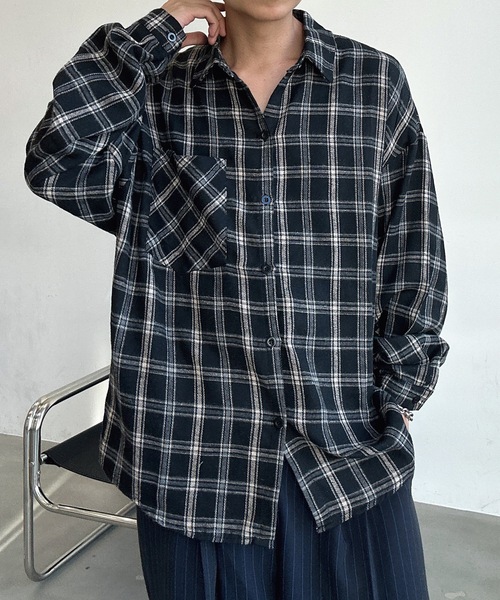 UNDERSTATEMENTs(アンダーステイトメント)の「【ユニセックス】ルーズチェックシャツ(シャツ/ブラウス・メンズ・ブラック/グリーン/イエロー・MEDIUM/LARGE)」の9枚目の写真