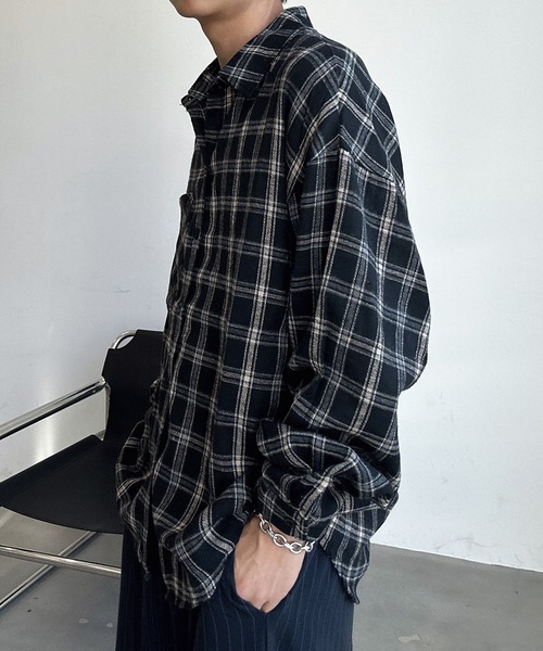 UNDERSTATEMENTs(アンダーステイトメント)の「【ユニセックス】ルーズチェックシャツ(シャツ/ブラウス・メンズ・ブラック/グリーン/イエロー・MEDIUM/LARGE)」の14枚目の写真
