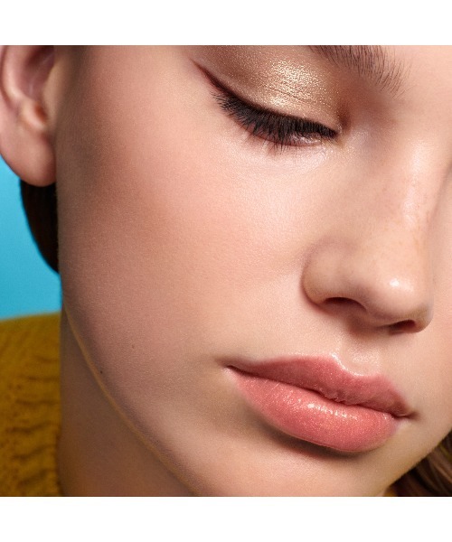 新発売】リップ バーム フロスティング ケア（リップクリーム）｜PRADA