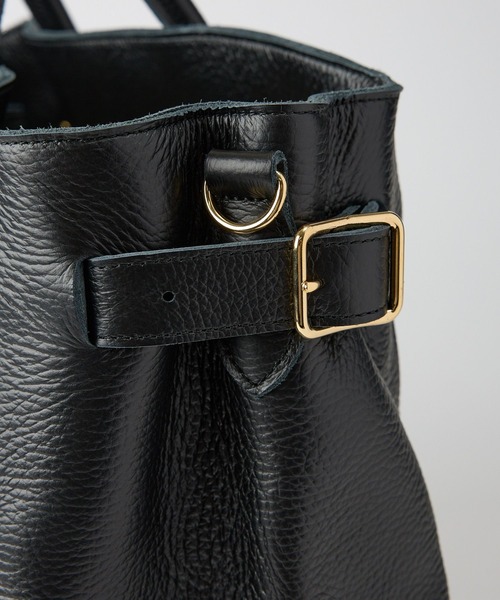 YOUNG&OLSEN The DRYGOODS STORE（ヤングアンドオルセン）の「【YOUNG＆OLSEN】BELTED TOTE M（ハンドバッグ・レディース・ブラック/ライトベージュ・フリー）」の7枚目の写真