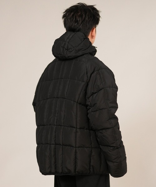 RVCA(ルーカ)の「RVCA/ルーカ LIGHT PUFF MIL JKT ジャケット BF042-751(その他アウター・メンズ・ブラック/カーキブラウン・M/L)」の5枚目の写真