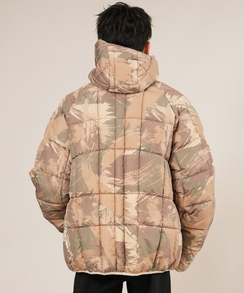 RVCA(ルーカ)の「RVCA/ルーカ LIGHT PUFF MIL JKT ジャケット BF042-751(その他アウター・メンズ・ブラック/カーキブラウン・M/L)」の11枚目の写真