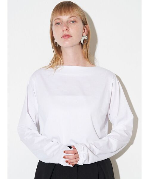 ELENDEEK(エレンディーク)の「ラウンドヘムカットソー(Tシャツ/カットソー・レディース・オフホワイト/チャコールグレー・FREE)」の4枚目の写真