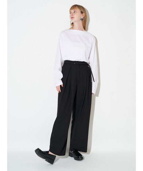 ELENDEEK(エレンディーク)の「ラウンドヘムカットソー(Tシャツ/カットソー・レディース・オフホワイト/チャコールグレー・FREE)」の7枚目の写真