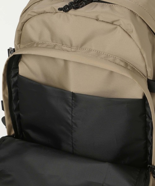 GLOBAL WORK（グローバルワーク）の「撥水ライト10ポケットリュック/581076（バックパック/リュック・メンズ・ブラック/ベージュ・ONE SIZE）」の15枚目の写真