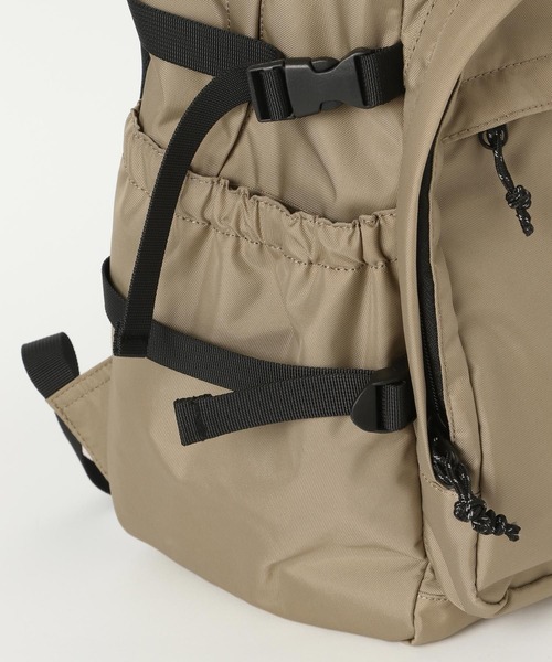 GLOBAL WORK（グローバルワーク）の「撥水ライト10ポケットリュック/581076（バックパック/リュック・メンズ・ブラック/ベージュ・ONE SIZE）」の16枚目の写真