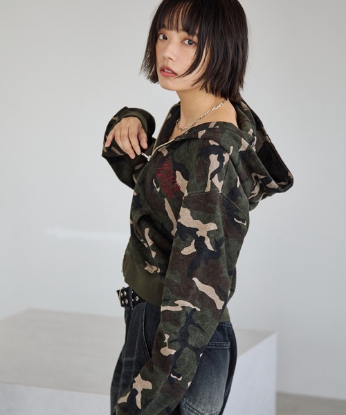 PBLIM（ページボーイリム）の「《UNISEX/セットアップ対応》ロゴ刺繍ジップパーカー（パーカー・レディース・杢グレー/ブラウン/グリーン系カモフラージュ・MEDIUM/SMALL）」の4枚目の写真