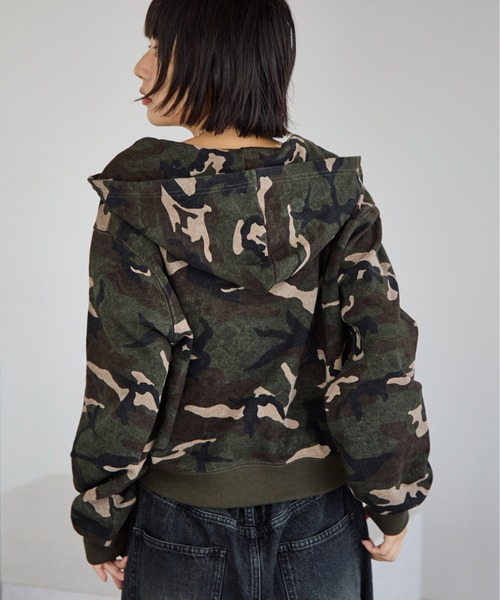 PBLIM（ページボーイリム）の「《UNISEX/セットアップ対応》ロゴ刺繍ジップパーカー（パーカー・レディース・杢グレー/ブラウン/グリーン系カモフラージュ・MEDIUM/SMALL）」の5枚目の写真