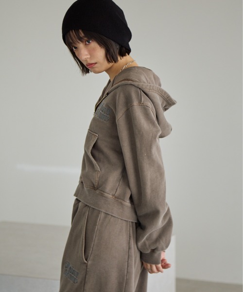 PBLIM（ページボーイリム）の「《UNISEX/セットアップ対応》ロゴ刺繍ジップパーカー（パーカー・レディース・杢グレー/ブラウン/グリーン系カモフラージュ・MEDIUM/SMALL）」の17枚目の写真