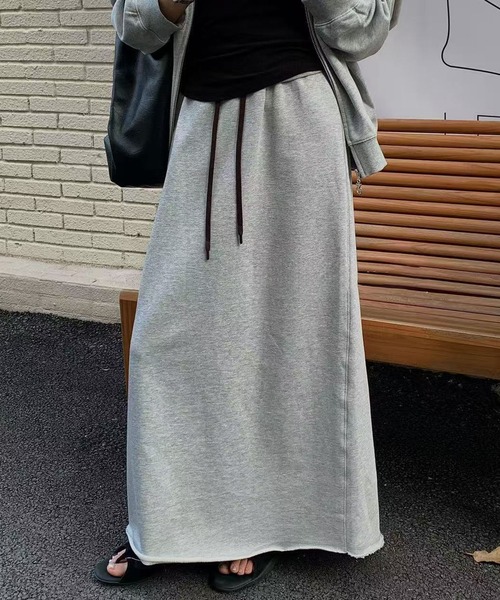 Lace Ladies(レースレディース)の「ソリッドカラー マキシ丈 イージー カット スカート(スカート・レディース・ブラック/ネイビー/グレー・FREE/S)」の8枚目の写真