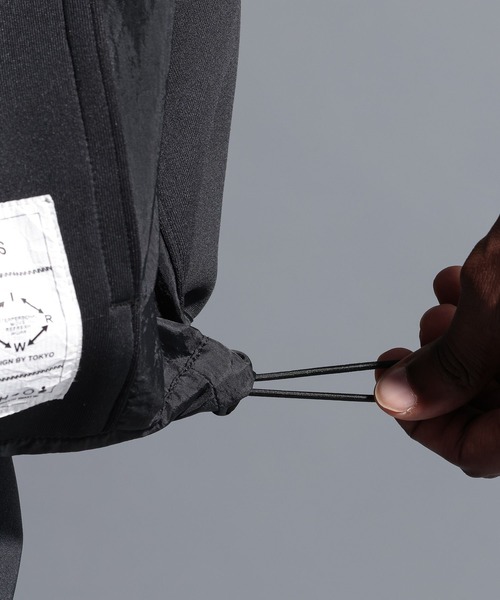 NUMERALS（ヌメラルズ）の「【NUMERALS】ダンボールクルーネックプルオーバー（Tシャツ/カットソー・メンズ・オフホワイト/ブラック/ネイビー・MEDIUM/LARGE）」の20枚目の写真