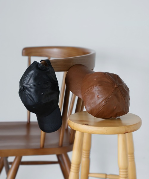 Riberry(リベリー)の「合成皮革キャップ(キャップ・レディース・ブラック/ブラウン・FREE)」の6枚目の写真