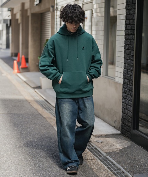 KANGOL(カンゴール)の「新色追加 KANGOL カンゴール 別注コラボオーバーサイズ裏起毛ロゴ刺繍プルパーカー(パーカー・メンズ・ライトグレー/チャコール/グリーン/杢グレー/ブラック/ネイビー/ワイン・XL/L/M)」の20枚目の写真