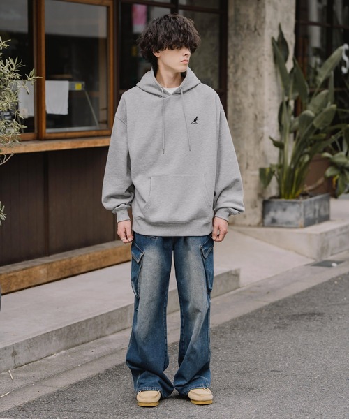 KANGOL(カンゴール)の「新色追加 KANGOL カンゴール 別注コラボオーバーサイズ裏起毛ロゴ刺繍プルパーカー(パーカー・メンズ・ライトグレー/チャコール/グリーン/杢グレー/ブラック/ネイビー/ワイン・XL/L/M)」の19枚目の写真