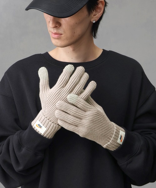 NIKE(ナイキ)の「【NIKE/ナイキ 】ナイキ ユニセックス シティ ニットグローブ(手袋・メンズ・グレー/ブラック・L/M/S)」の7枚目の写真