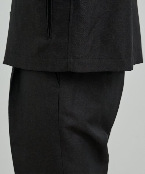 UNITED TOKYO(ユナイテッドトウキョウ)の「【残りわずか】WOOL LINEN CPOブルゾン |高級素材/防臭性/吸湿性/ムレ防止/湿気対策/日差し対策(ブルゾン・メンズ・ブラック/グレイッシュベージュ・2/1)」の4枚目の写真