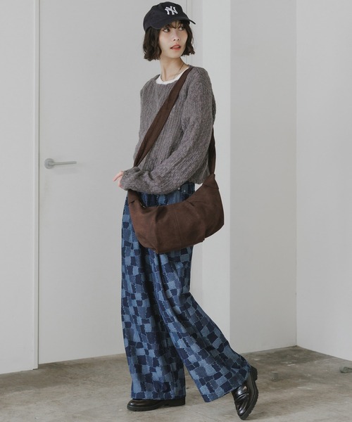 AO2（アオズ）の「Boat-Neck Knit / 透かし編み ボートネック ニット（ニット/セーター・レディース・ダークグレー/ネイビー/ホワイト/ブラウン・FREE）」の3枚目の写真