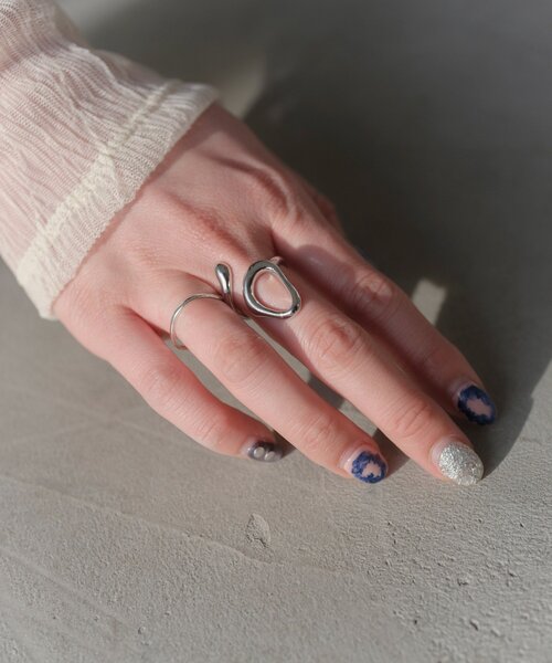 Kastane（カスタネ）の「【fiw./WEB限定】デザインリング（リング・レディース・シルバー/ゴールド・FREE）」の6枚目の写真