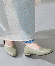 ORiental TRaffic（オリエンタルトラフィック）の「2025秋冬新作 ゴールドパーツVカット バブーシュ パンプス /51312（パンプス）」