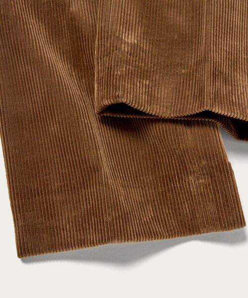 UNITED ARROWS（ユナイテッドアローズ）の「コーデュロイ モダンストレート パンツ（その他パンツ・メンズ・ブラック/ブラウン系・S/M/XL/L）」の16枚目の写真