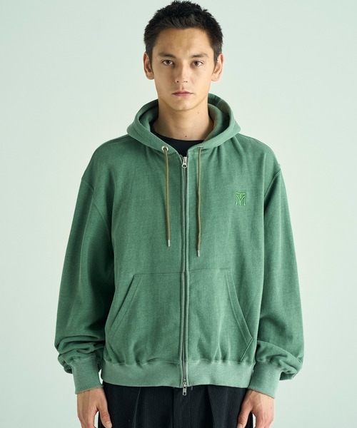 VICTIM（ヴィクティム）の「VICTIM ヴィクティム / VINTAGE EFFECT ZIP PARKA ヴィンテージエフェクトジップアップパーカー / VTM-25-CS-104（パーカー・メンズ・ブラック/ネイビー/グリーン・1/2/3）」の2枚目の写真