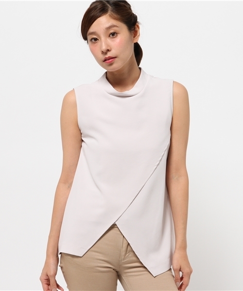 OUTLET（アウトレット）の「【CAPRICIEUX LE'MAGE】ハイネックアシメタンク（シャツ/ブラウス・レディース・キャメル/ブラック/グレイッシュベージュ・FREE）」の2枚目の写真