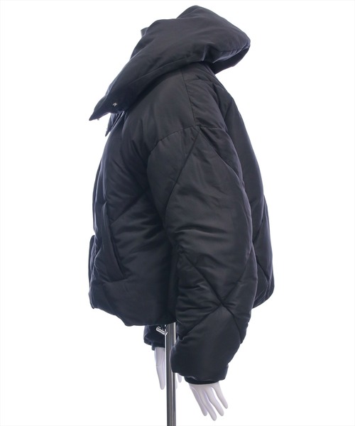 CLEAR BASIC（クリアベーシック）の「ダイヤキルト中綿ダウン［大人 カジュアル 着回し力抜群］≪AW新作≫（ダウンジャケット/コート・レディース・アイボリー/ブラック・F）」の5枚目の写真