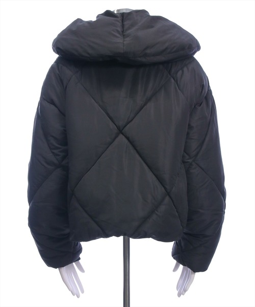 CLEAR BASIC（クリアベーシック）の「ダイヤキルト中綿ダウン［大人 カジュアル 着回し力抜群］≪AW新作≫（ダウンジャケット/コート・レディース・アイボリー/ブラック・F）」の8枚目の写真