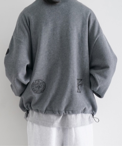 Evisen Skateboards(エビセンスケートボード)の「Evisen Skateboardsゑ Mind land half zip sweat(スウェット・メンズ・ホワイト/グレー・SMALL/MEDIUM)」の2枚目の写真