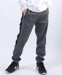 ジョガーパンツ サイドジップ」に該当するメンズのパンツファッション