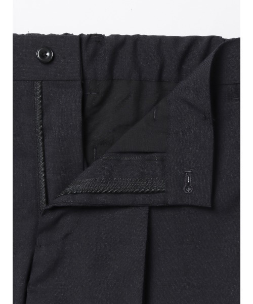 SUIT SQUARE(スーツスクエア)の「タックイージーパンツ ストレッチ ウールポリエステル トロピカル 無地 裾上げ済み(スラックス・メンズ・チャコールグレー/ブラウン・LL/L/M/S)」の17枚目の写真