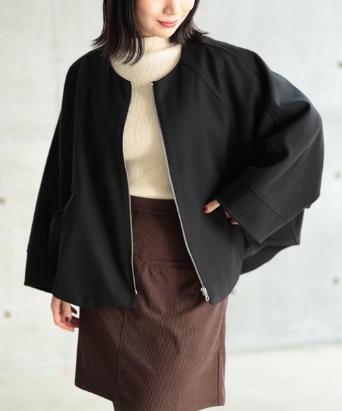 Ruwan yu（ルワンユー）の「ノーカラーショートコート【大きいサイズ対応】（ノーカラージャケット・レディース・ブラック・L/LL/3L/4L）」の4枚目の写真