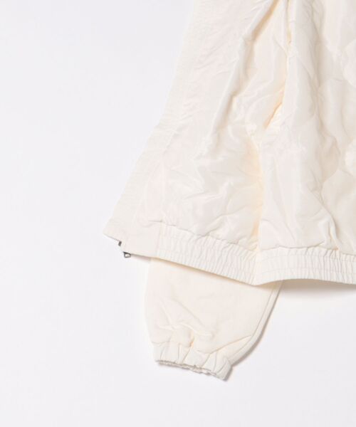 Dickies(ディッキーズ)の「パデッドジャケット(その他アウター・レディース・ホワイト/ブラック・SMALL/MEDIUM)」の4枚目の写真