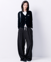STRIPE LAYERED PINTUCK SLACKS_BLACK