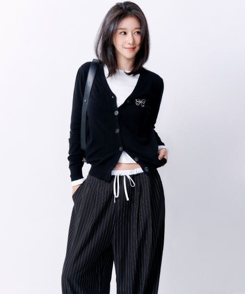 NICK&NICOLE(ニックアンドニコール)の「STRIPE LAYERED PINTUCK SLACKS_BLACK(スラックス・レディース・その他・FREE)」の7枚目の写真