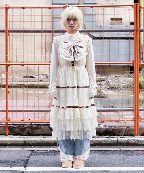 axes femme（アクシーズファム）の「リボンセットレースワンピース（ワンピース・レディース・ブラック/キナリ・FREE）」の5枚目の写真