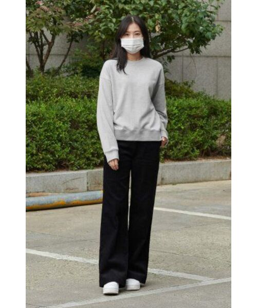 MUSINSA STANDARD WOMAN（ムシンサスタンダードウーマン）の「レディースワイドコーデュロイパンツ[ブラック]（その他パンツ・レディース・その他・27/28/29/30/24/25/26）」の15枚目の写真