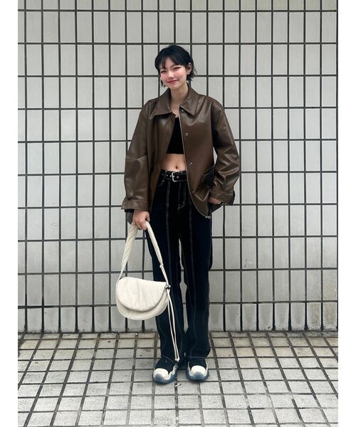 MUSINSA STANDARD（ムシンサスタンダード）の「コントラストステッチレギュラーフィットデニムパンツ[ブラック]（デニムパンツ・メンズ・その他・27/28/29/34/32/30/31/33/26/40/38/42/36）」の17枚目の写真