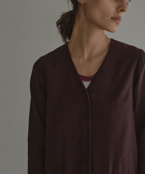 ETRE TOKYO(エトレトウキョウ)の「VネックIラインロングワンピース(ワンピース・レディース・ネイビー/ワイン・S/M)」の5枚目の写真