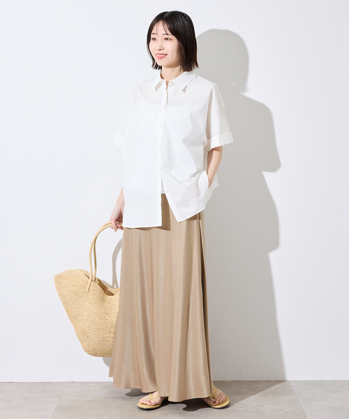 SLOBE IENA（スローブイエナ）の「《ブラックのみWEB限定/追加2》グロッシーサテンフレアスカート（スカート・レディース・アイボリー/ベージュ系その他/ブラック/ベージュ・FREE）」の18枚目の写真