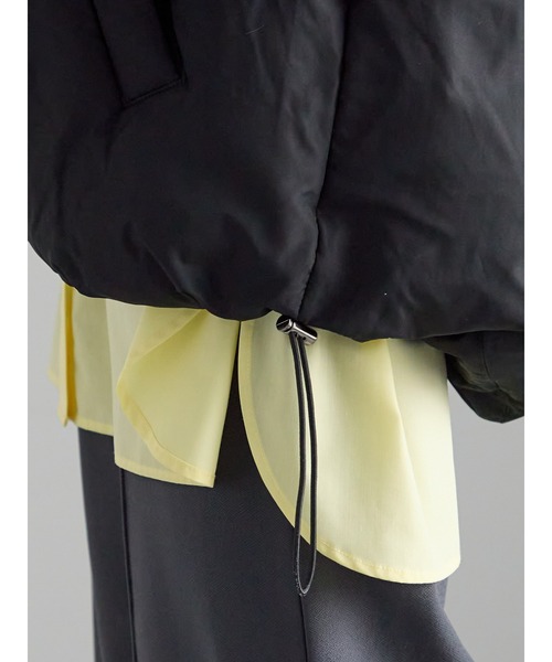 Samansa Mos2（サマンサ モスモス）の「【ZOZO限定】裾ラウンドフェイクダウン（ブルゾン・レディース・ブラック/キナリ・F）」の13枚目の写真