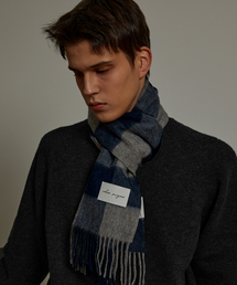 WHITE PROJECT（ホワイトプロジェクト）の「[Gift Box]_Patterned Virgin Wool Muffler_Navy_Unisex（マフラー）」
