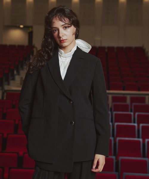 Callarus(カラルス)の「<単品>ストレッチレイヤーデザインテーラードジャケット〔Callarus〕(テーラードジャケット・レディース・ブラック/グレー・S/M/L/LL/3L)」の18枚目の写真